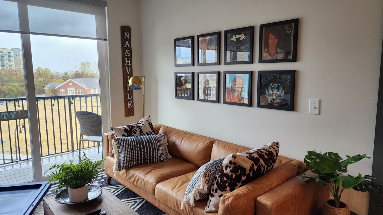 Photo of Livingroom in Rolling Mill Hill