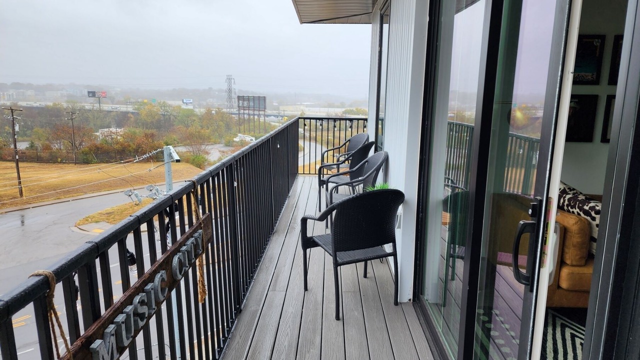 Photo of Outdoor in Rolling Mill Hill