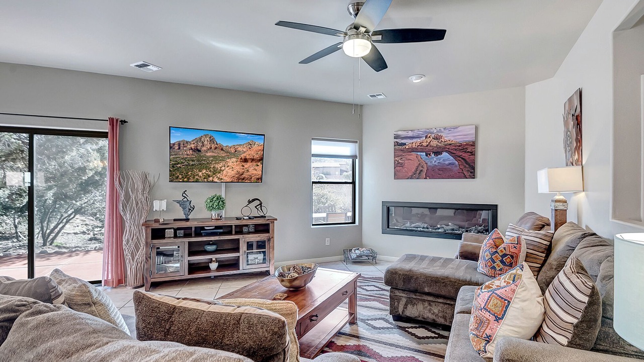 Photo of Bedroom in Oak Creek