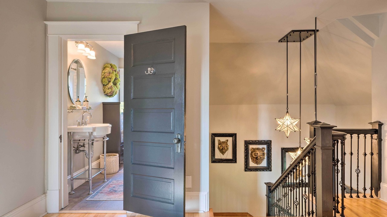 Photo of Others in Derby Center