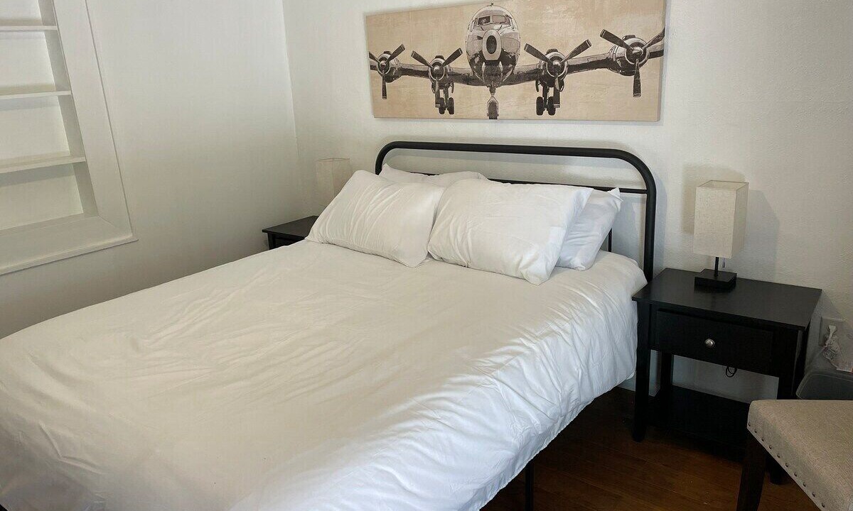 Photo of Bedroom in University Heights
