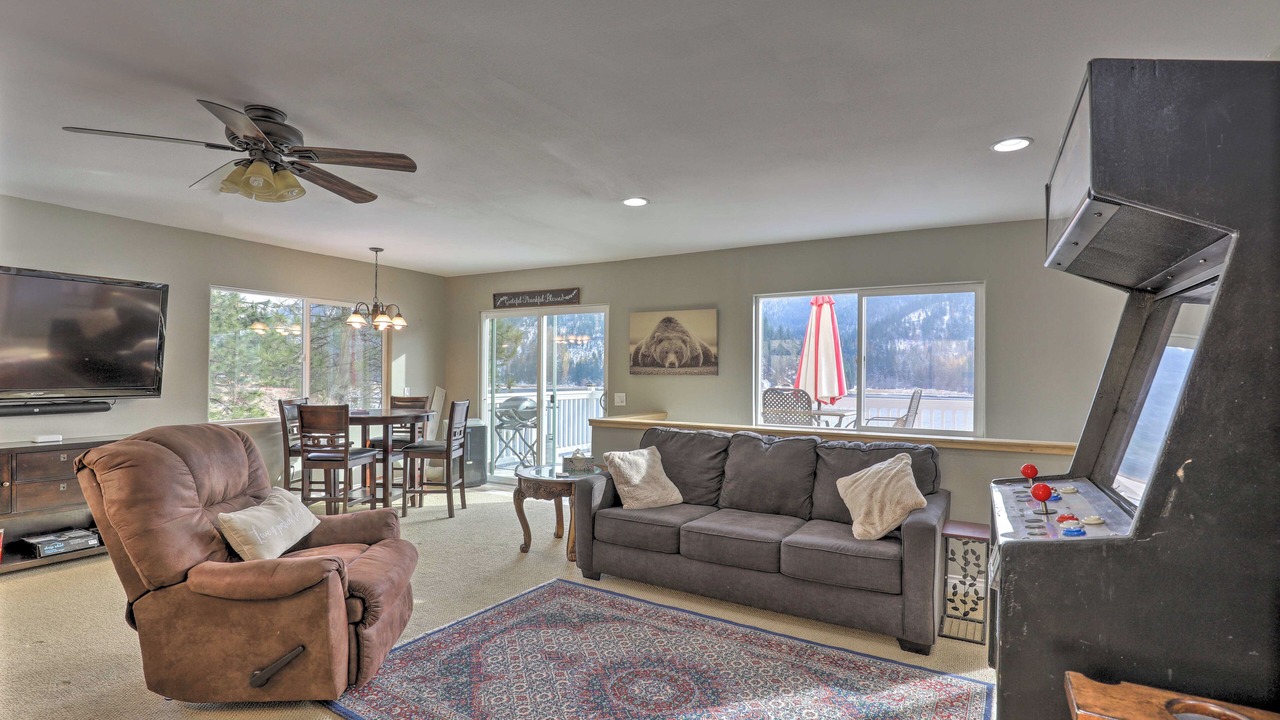 Photo of Outdoor in Loon Lake