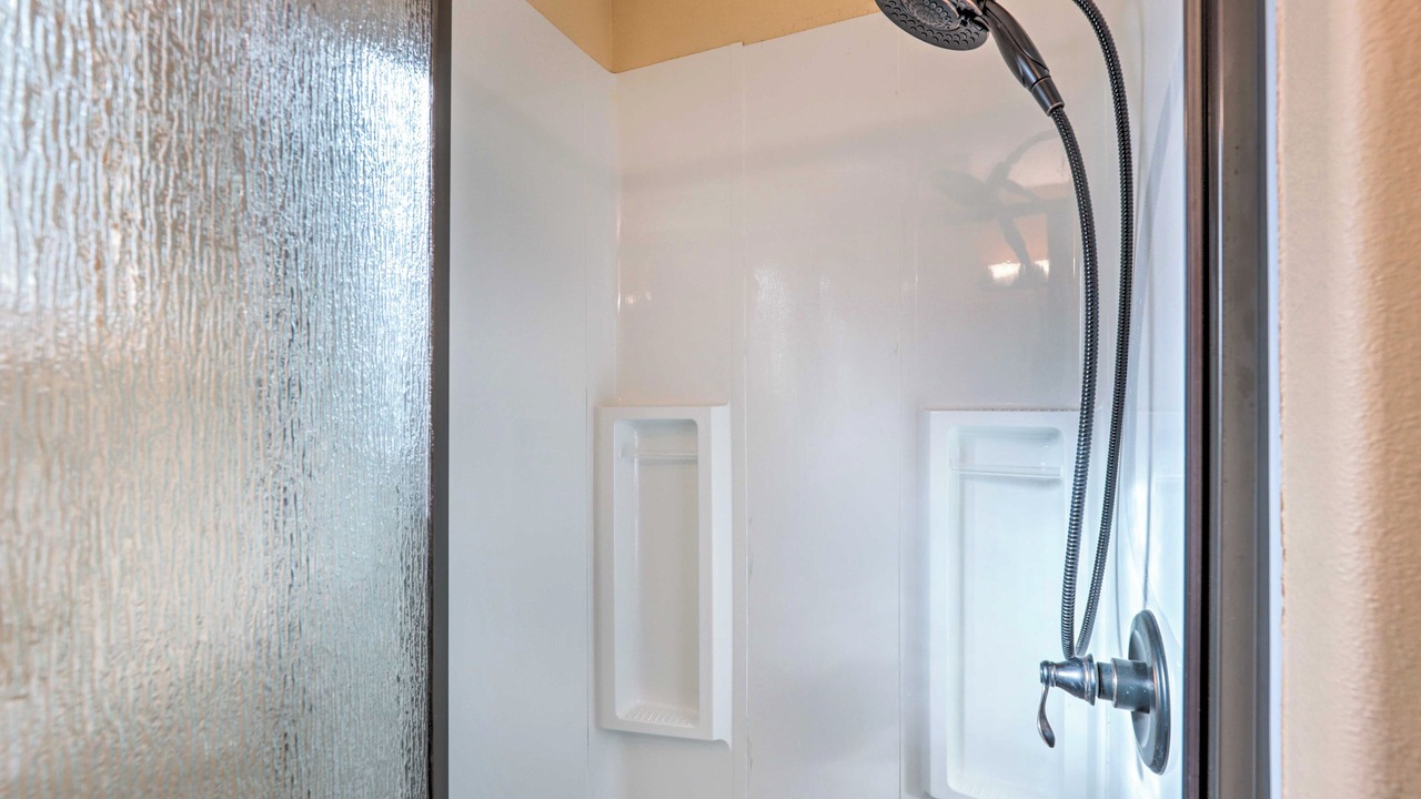 Photo of Bathroom in Loon Lake