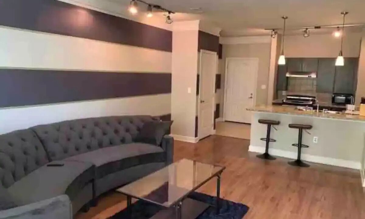 Photo of Livingroom in Westside