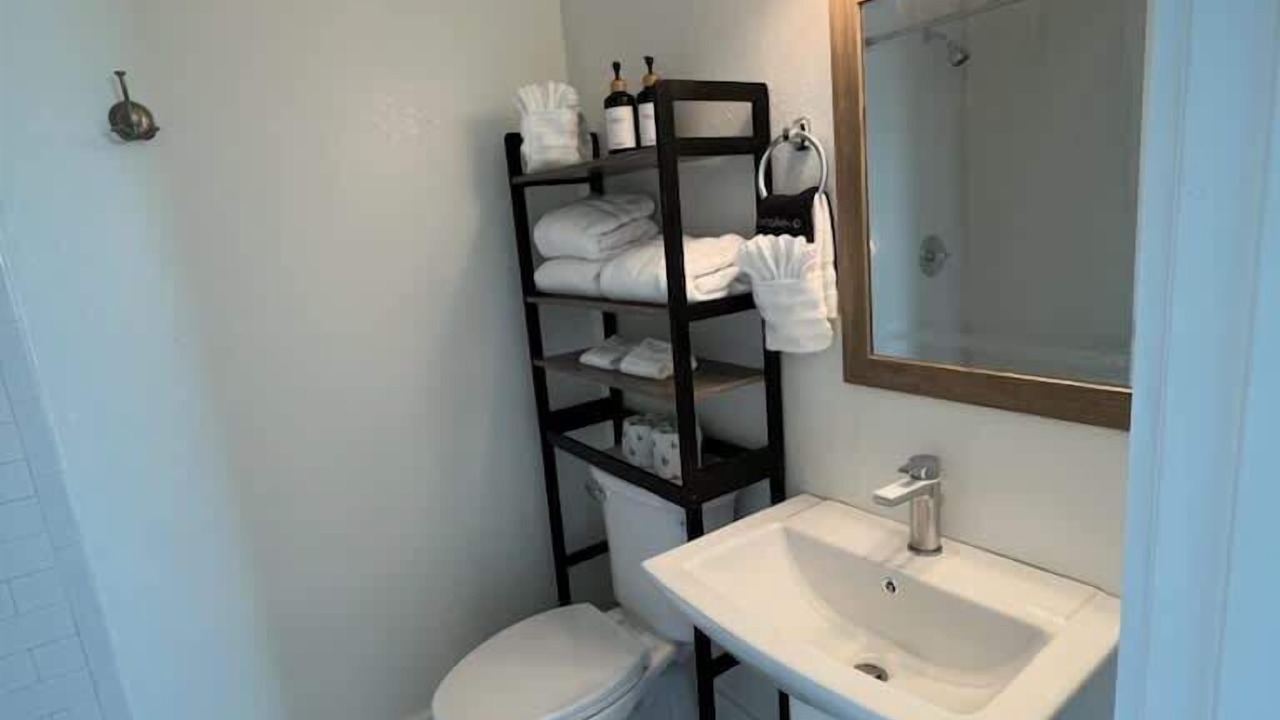 Photo of Bathroom in Bay Esplanade