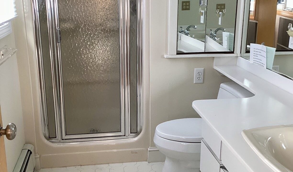 Photo of Bathroom in Silver Beach