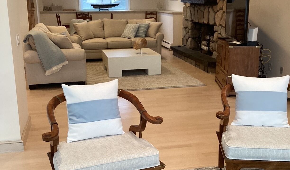 Photo of Livingroom in Silver Beach