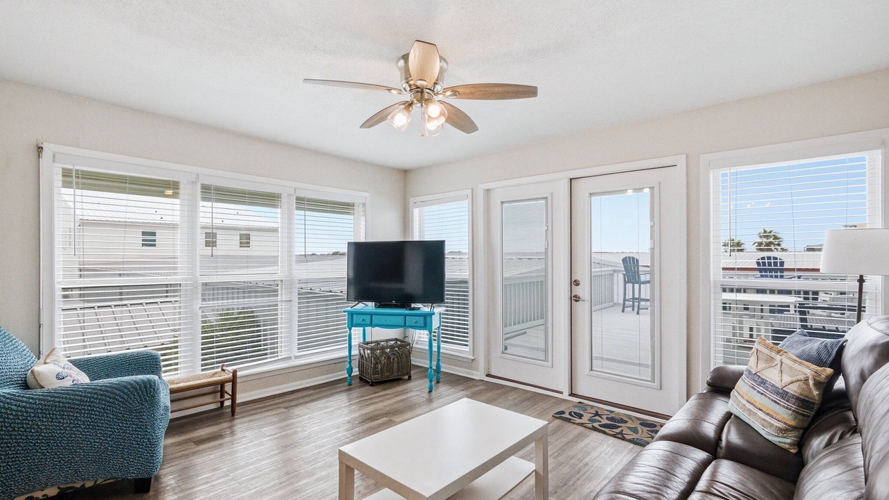 Photo of Livingroom in Port O Connor