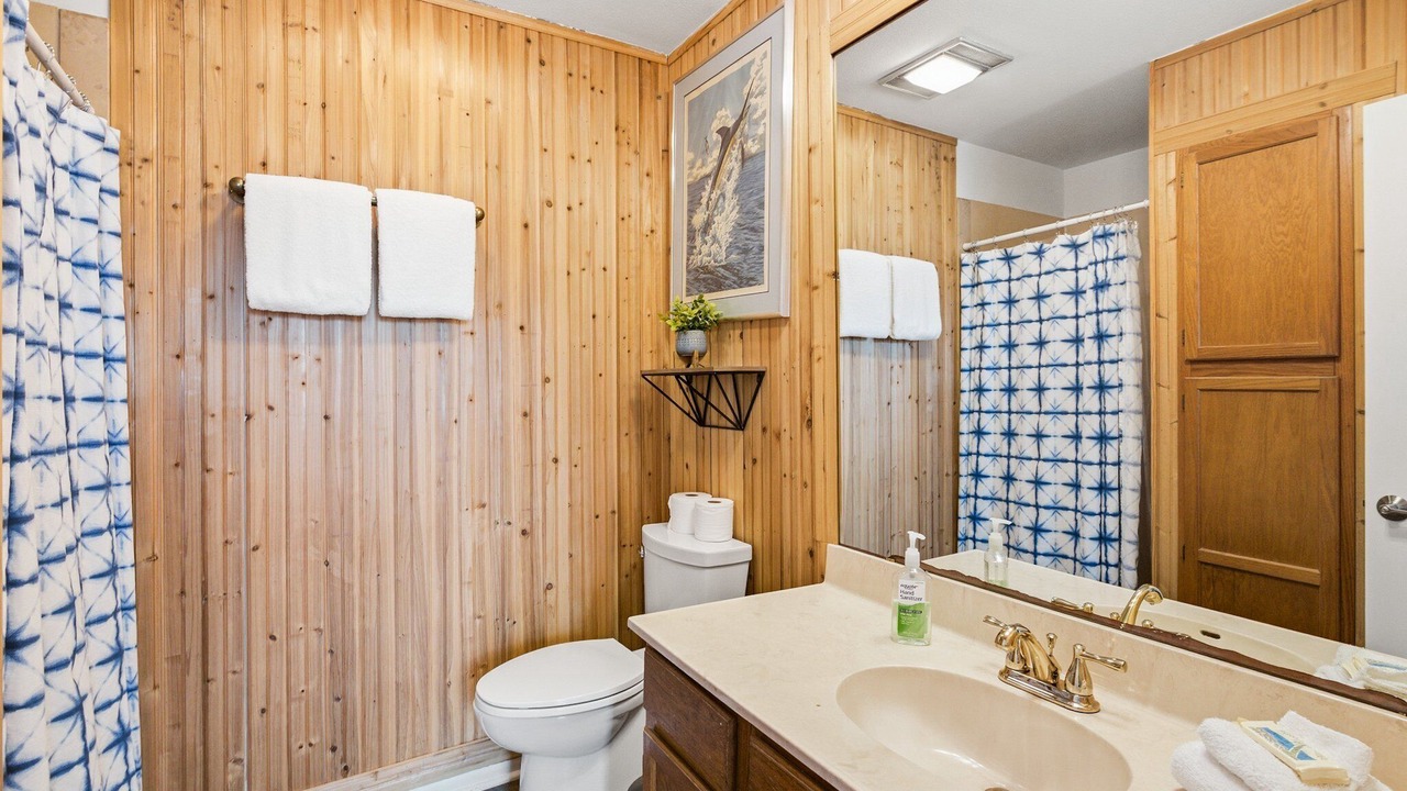 Photo of Bathroom in Port O Connor