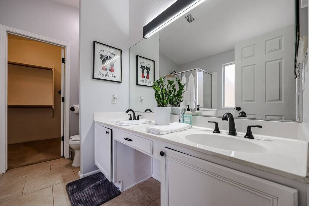 Photo of Bathroom in Paradise Valley Village