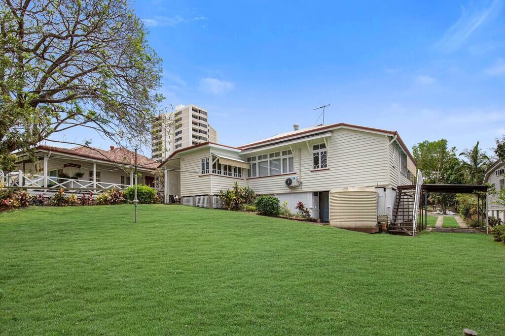 Photo of Outdoor in West End