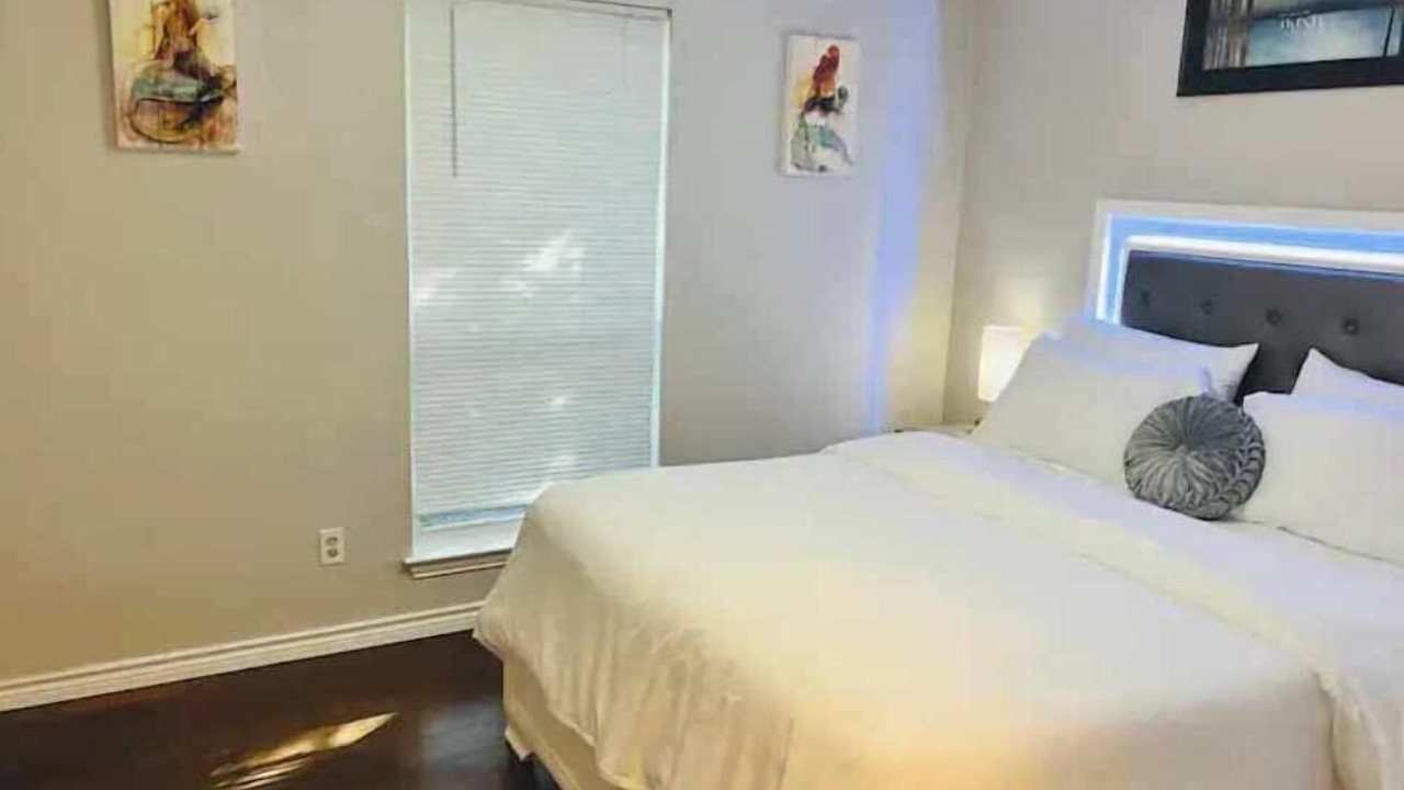 Photo of Bedroom in Euless
