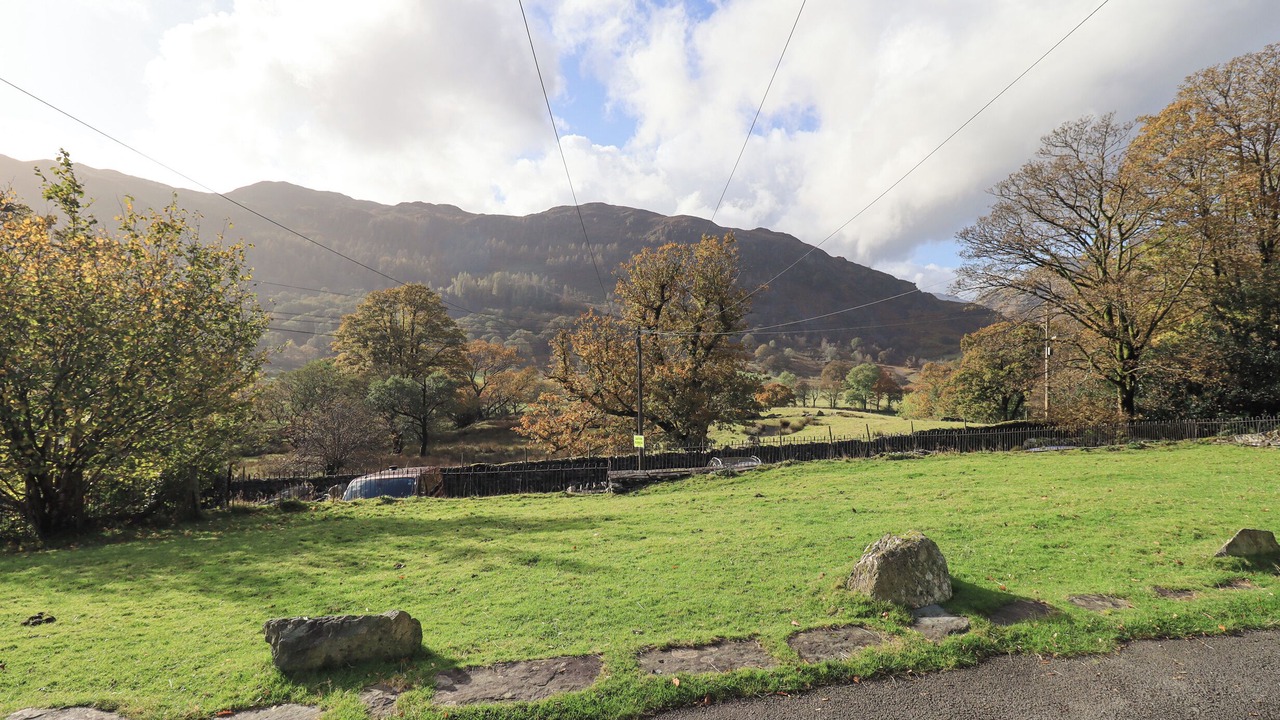 Photo of Outdoor in Chapel Stile