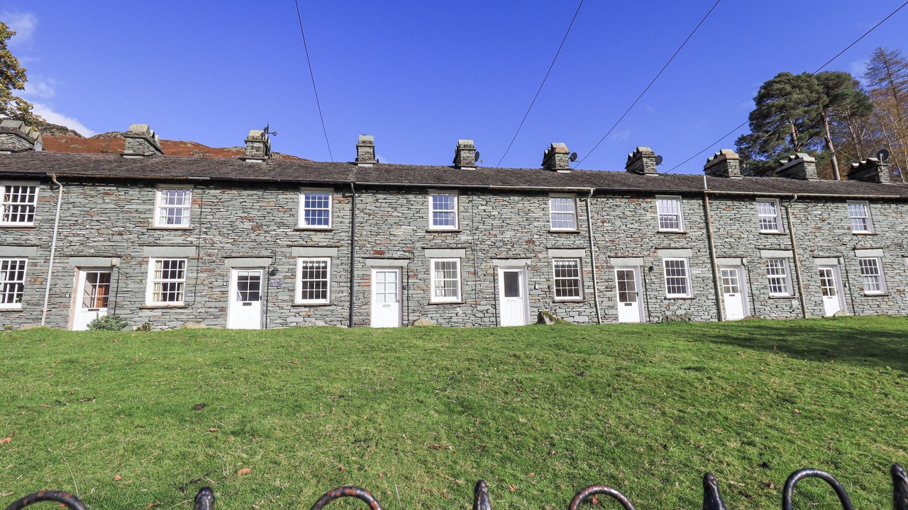 Photo of Outdoor in Chapel Stile