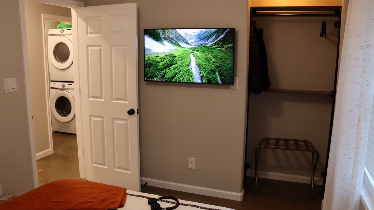 Photo of Bedroom in Pointblank
