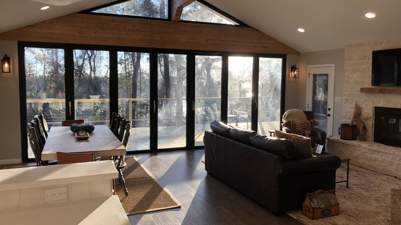 Photo of Livingroom in Pointblank