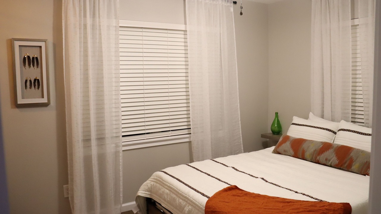 Photo of Bedroom in Pointblank