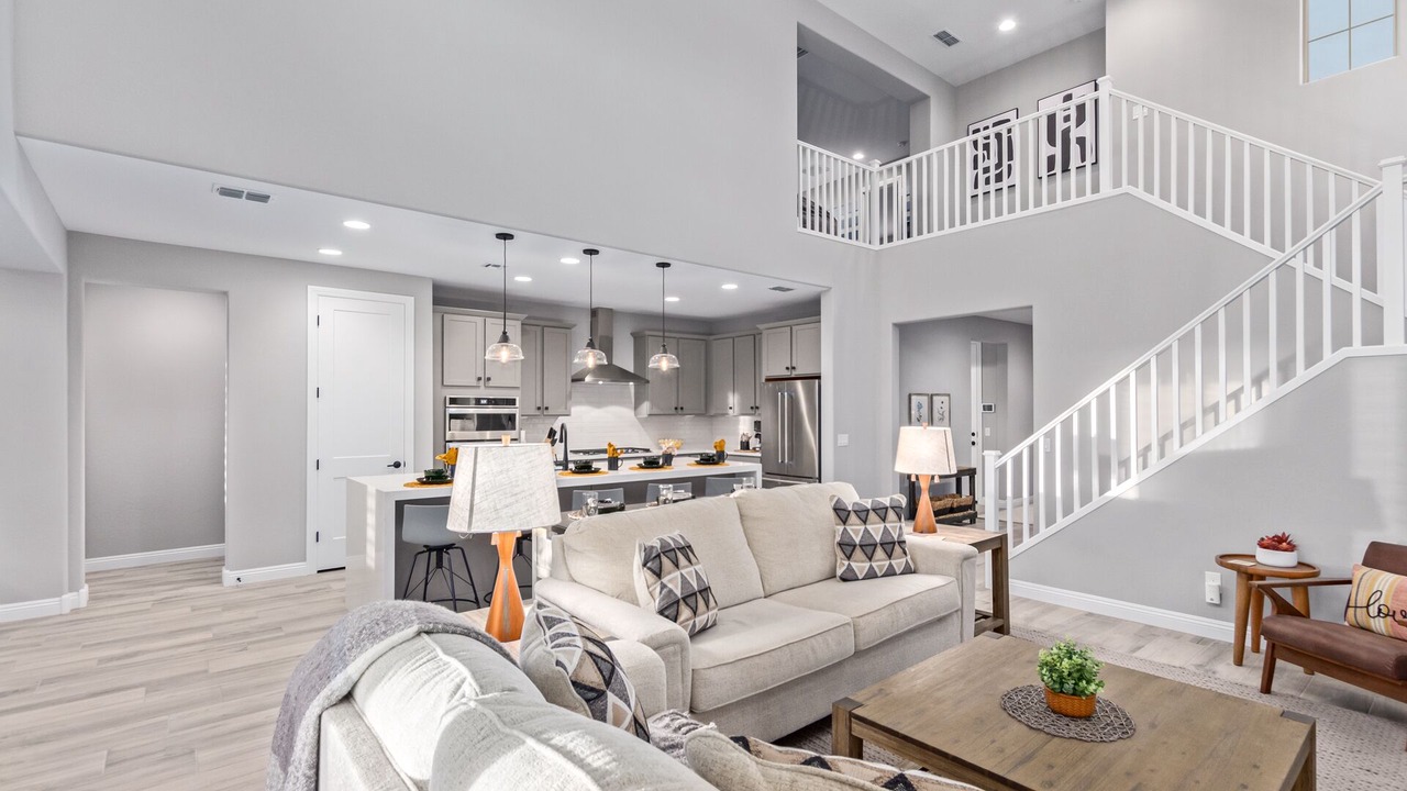 Photo of Livingroom in Surprise