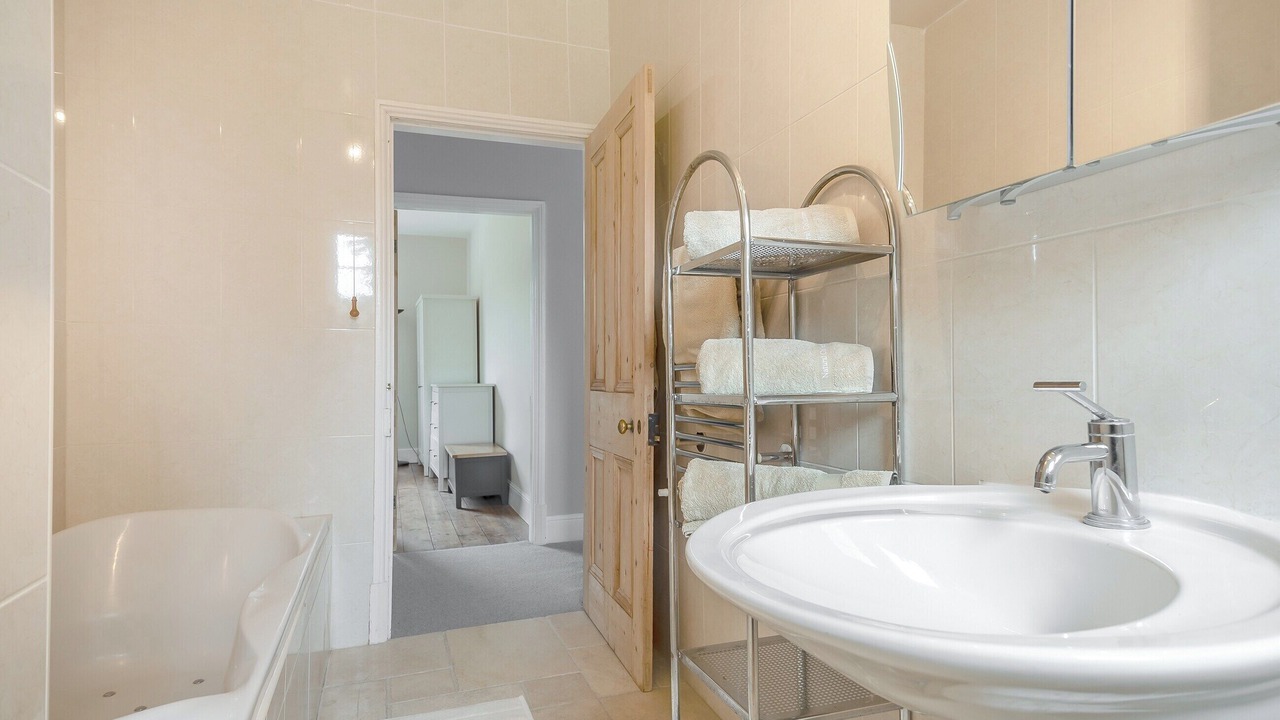 Photo of Bathroom in Swanton Novers