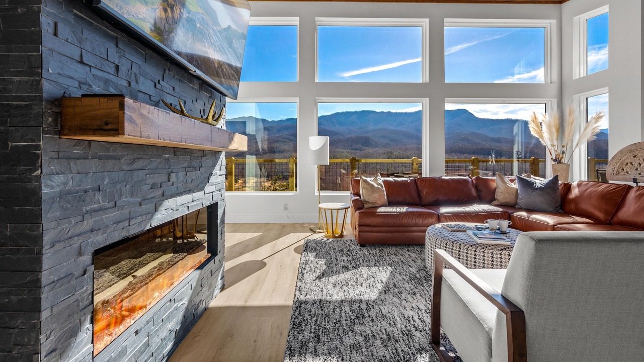 Photo of Livingroom in Pittman Center
