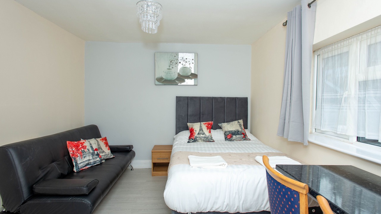 Photo of Bedroom in London Borough of Bromley