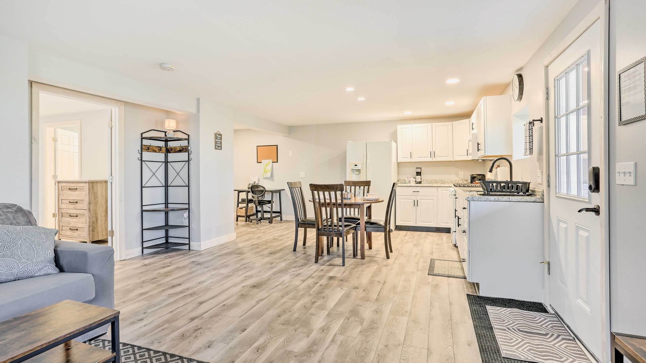 Photo of Livingroom in Beacon