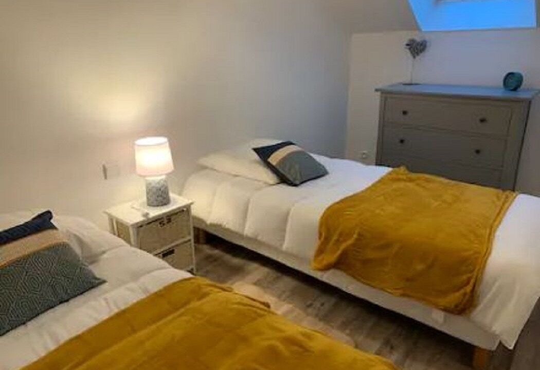 Photo of Bedroom in Mer