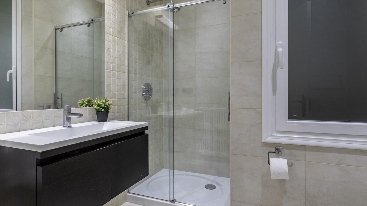 Photo of Bathroom in Bilbao City Centre