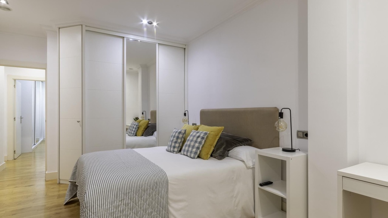 Photo of Bedroom in Bilbao City Centre