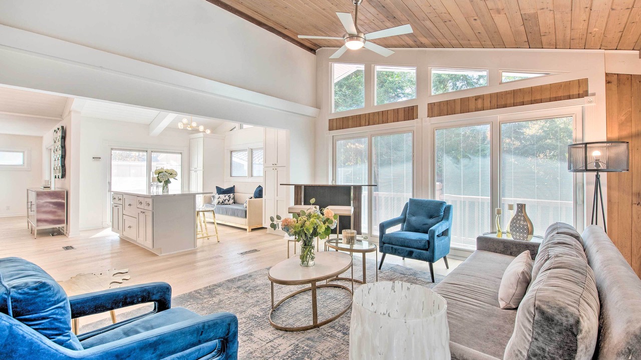 Photo of Livingroom in Smyrna