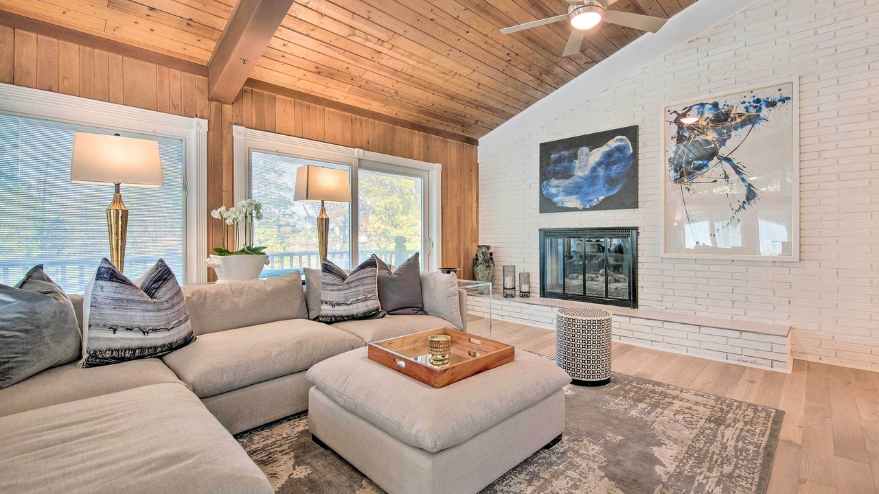 Photo of Livingroom in Smyrna