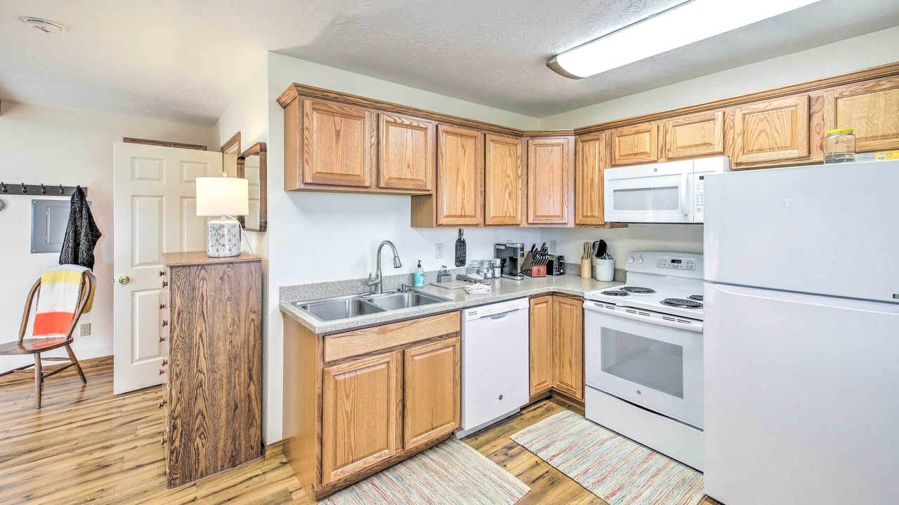 Photo of Others in Grantsdale