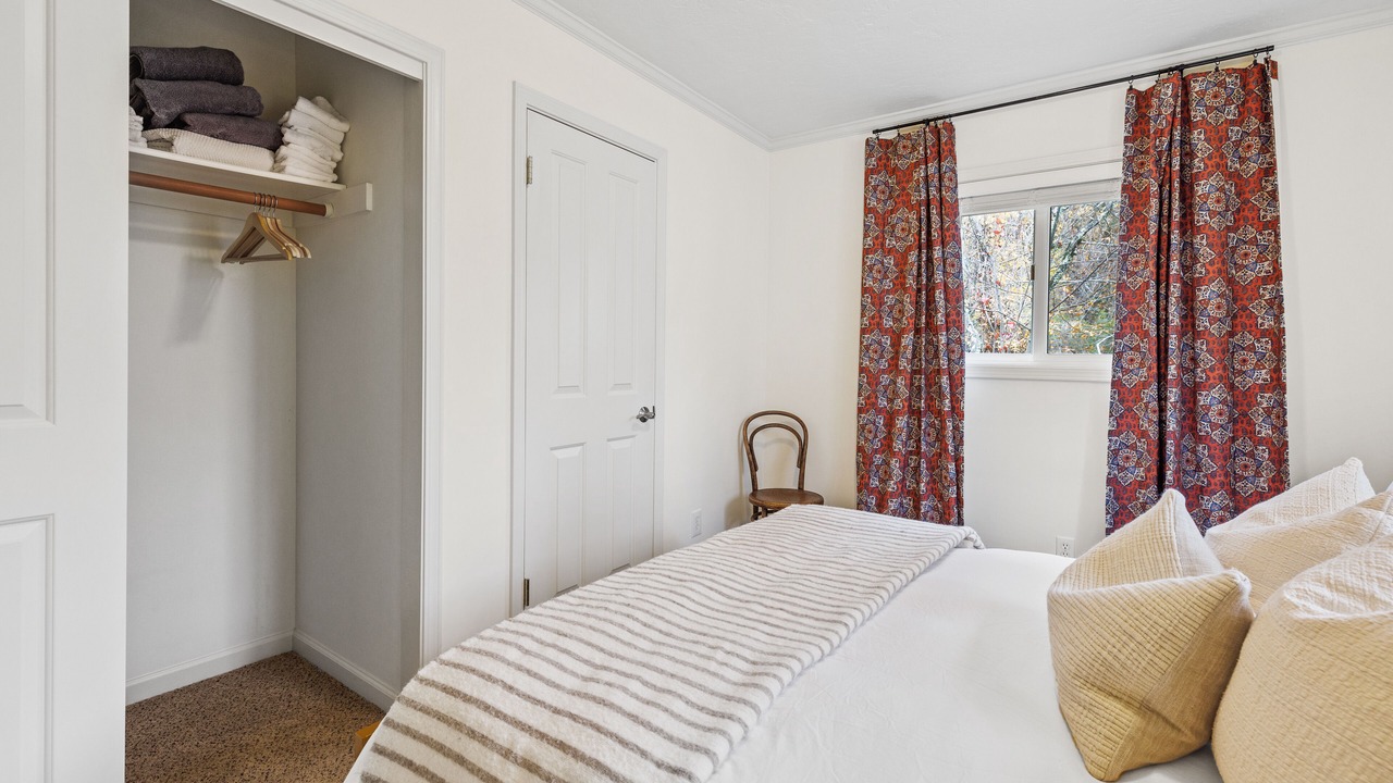 Photo of Bedroom in Calistoga