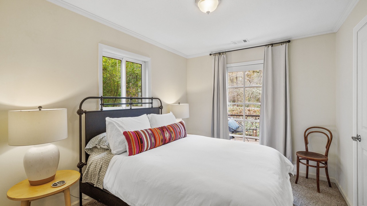Photo of Bedroom in Calistoga