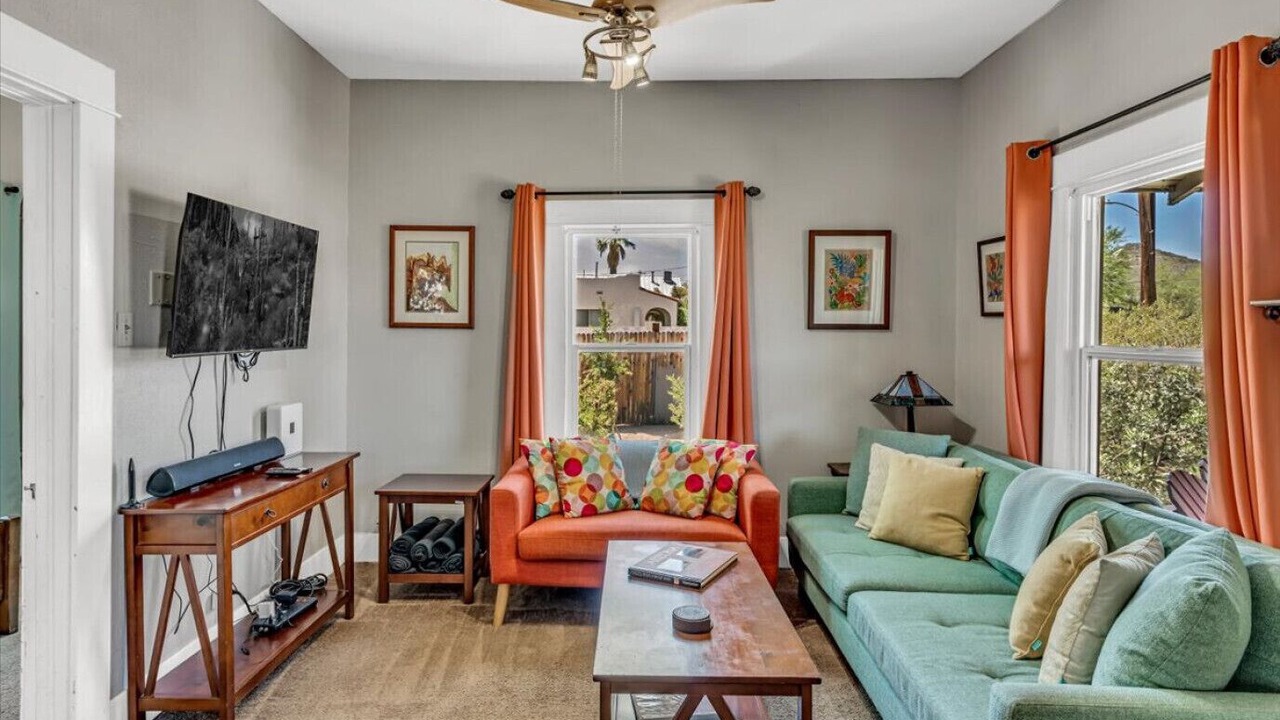 Photo of Livingroom in Menlo Park