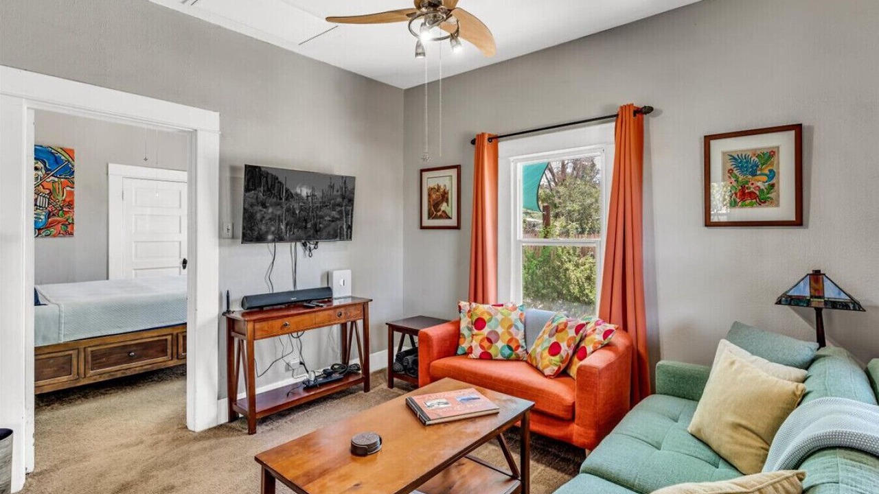 Photo of Livingroom in Menlo Park