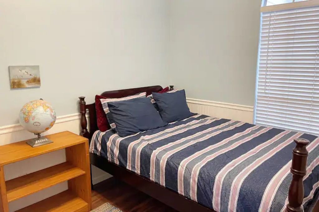 Photo of Bedroom in Willow Run