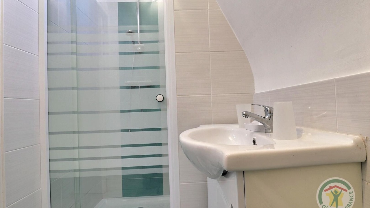 Photo of Bathroom in Gael