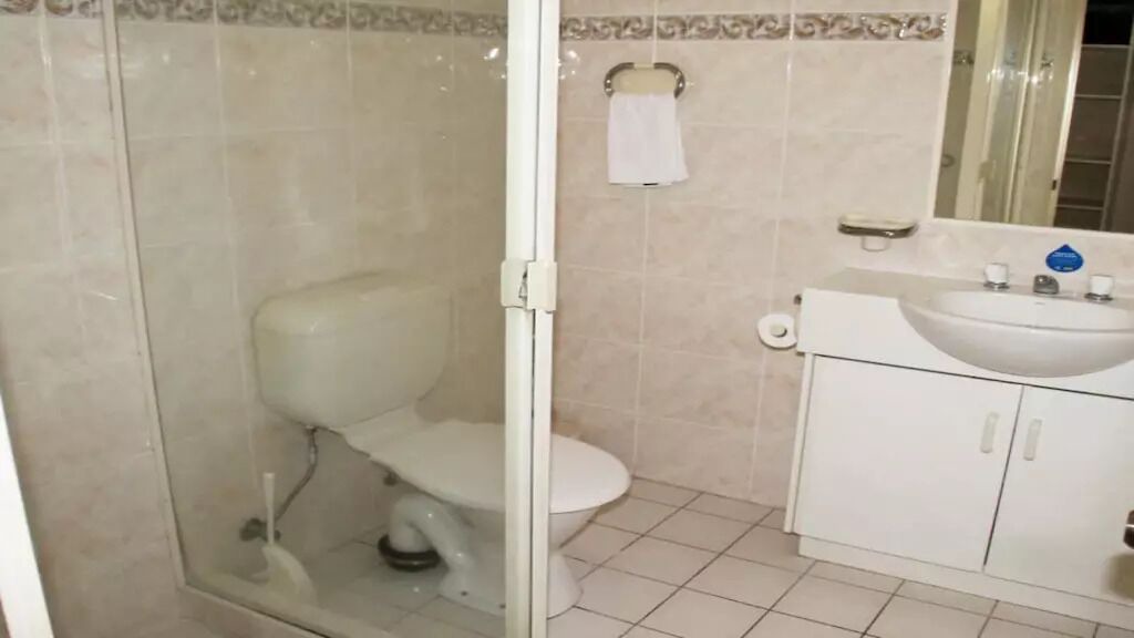 Photo of Bathroom in Burleigh Heads