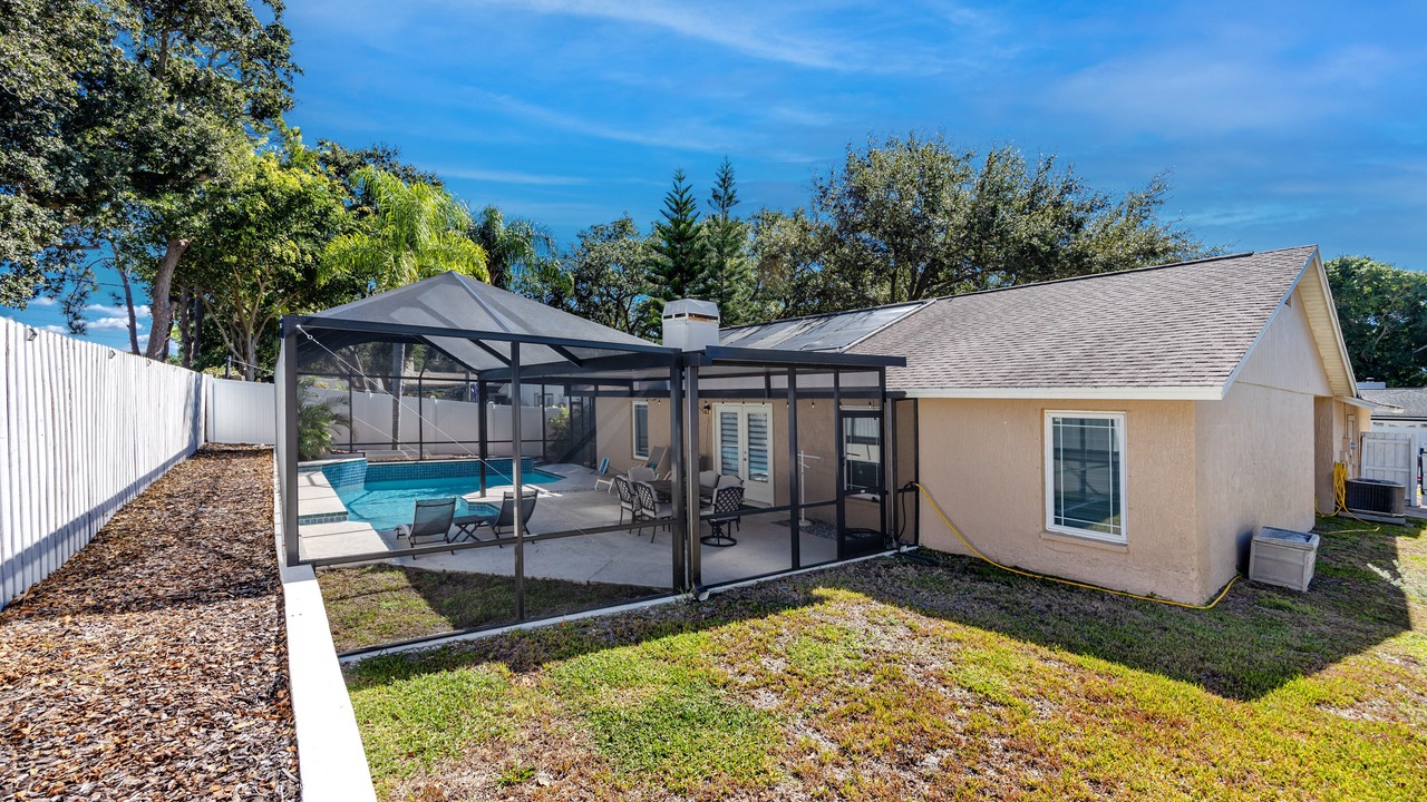 Photo of Outdoor in Barrington Oaks West