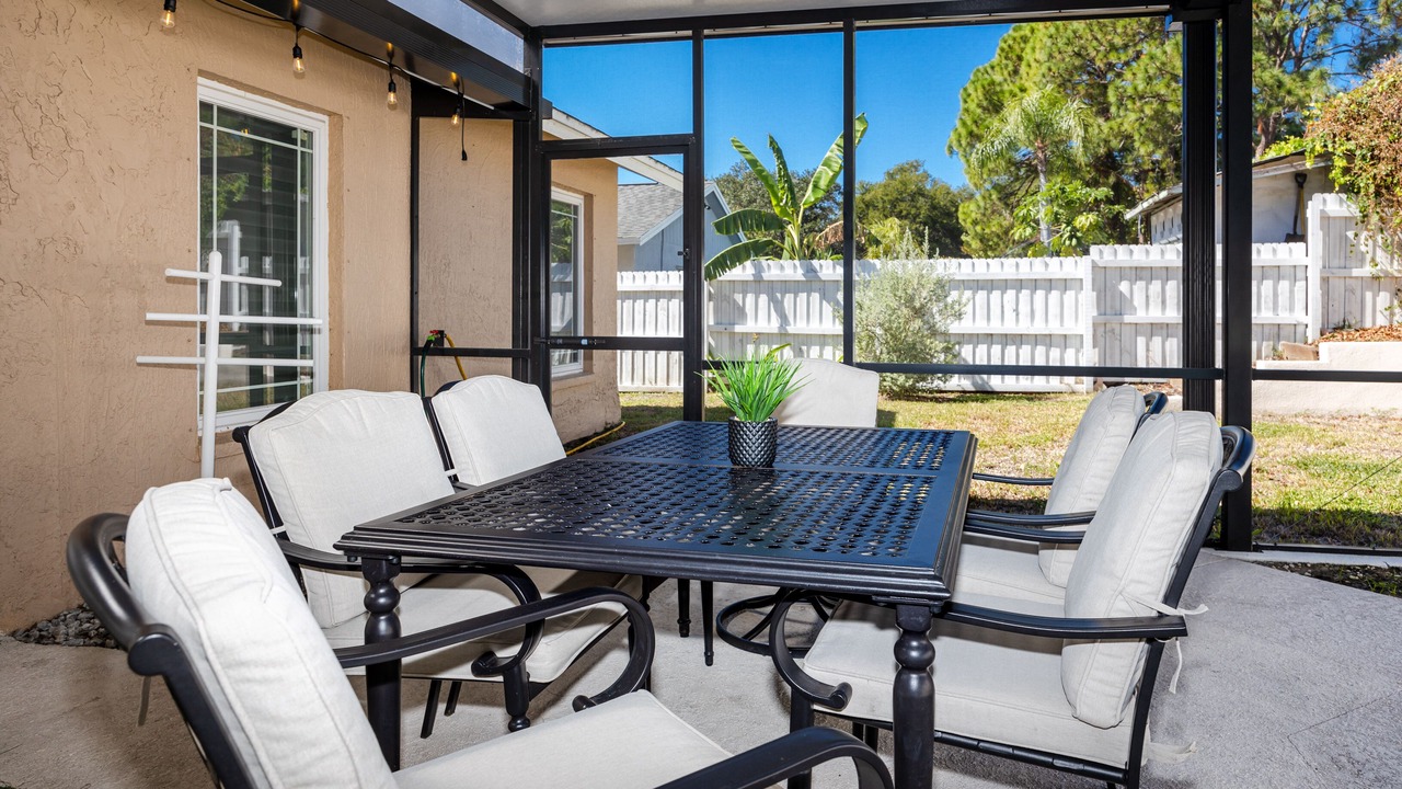 Photo of Outdoor in Barrington Oaks West