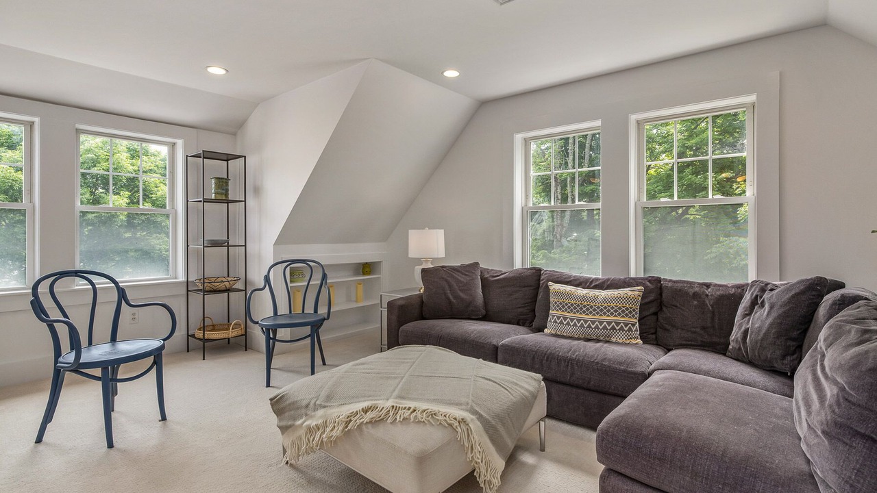 Photo of Livingroom in Portsmouth