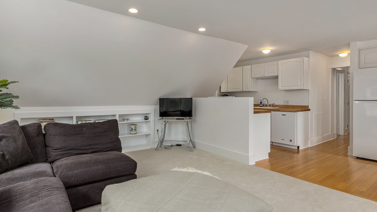 Photo of Livingroom in Portsmouth