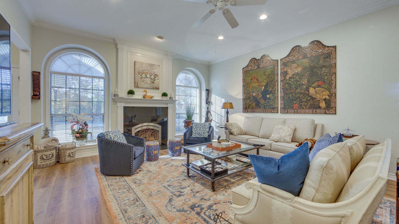 Photo of Livingroom in Bullard