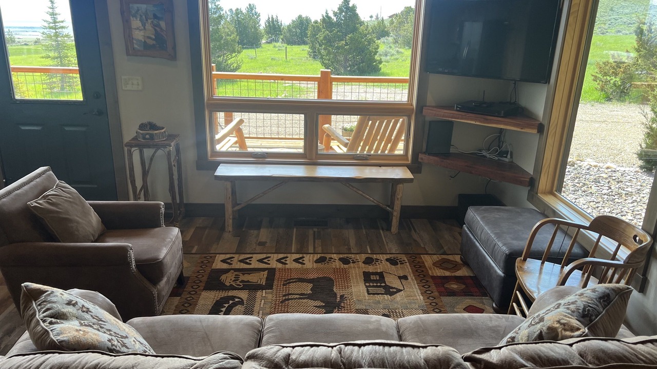 Photo of Livingroom in Virginia City Ranches