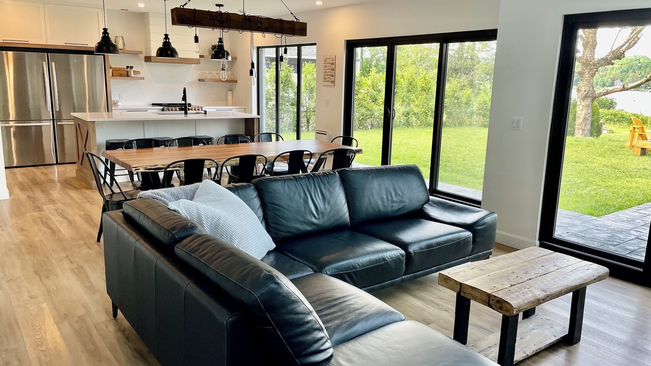 Photo of Livingroom in Lac-Etchemin