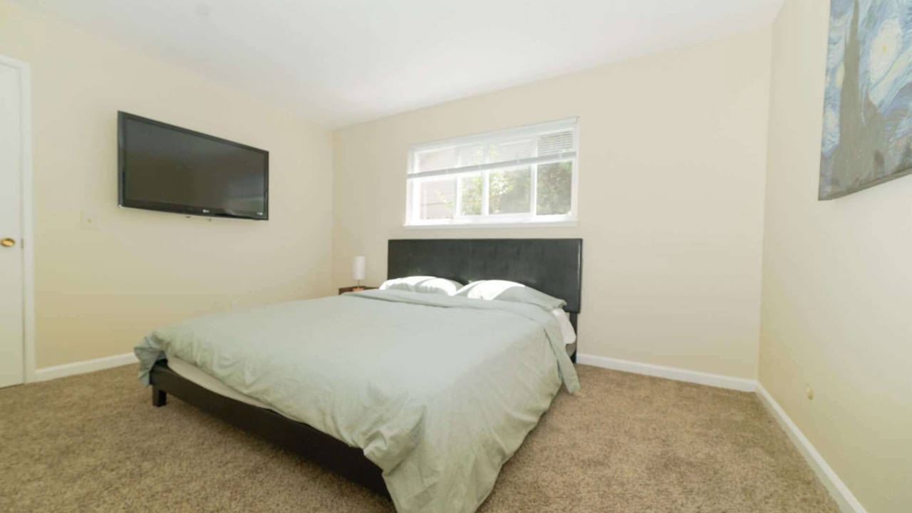 Photo of Bedroom in Sacramento