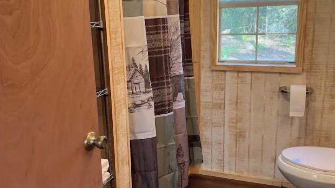 Photo of Bathroom in Kirby