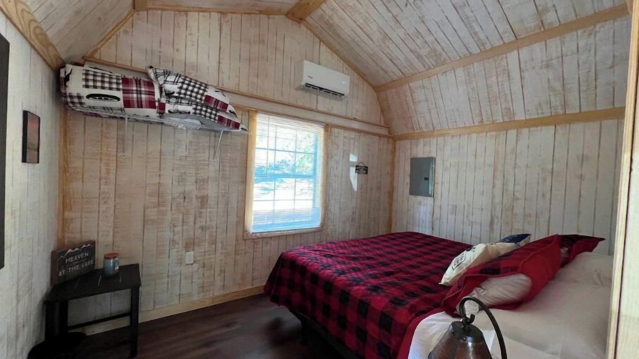Photo of Bedroom in Kirby