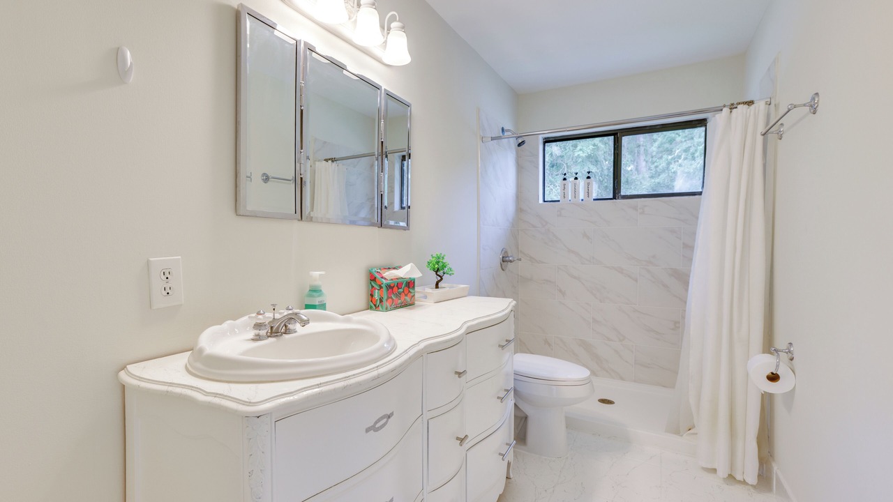 Photo of Bathroom in Magnolia